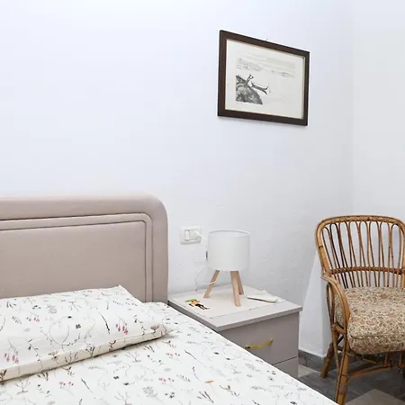Spacious Garden In Apartamento Durrës